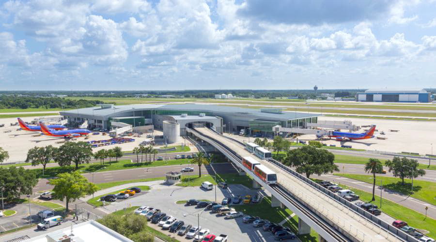 Unsere Autovermietung bietet eine vielfältige Auswahl an Fahrzeugen am Flughafen Tampa.